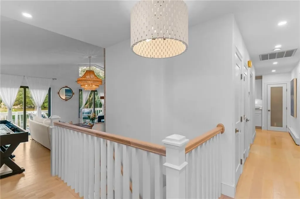 93 Riverside Drive South Kingstown RI 02879