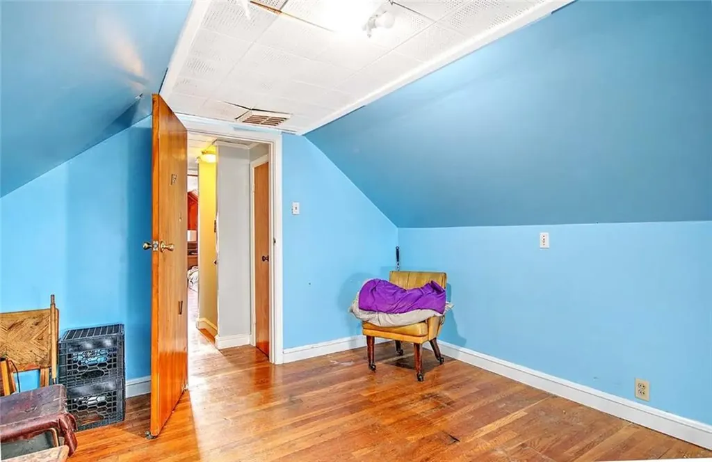 233 California Avenue Providence RI 02905