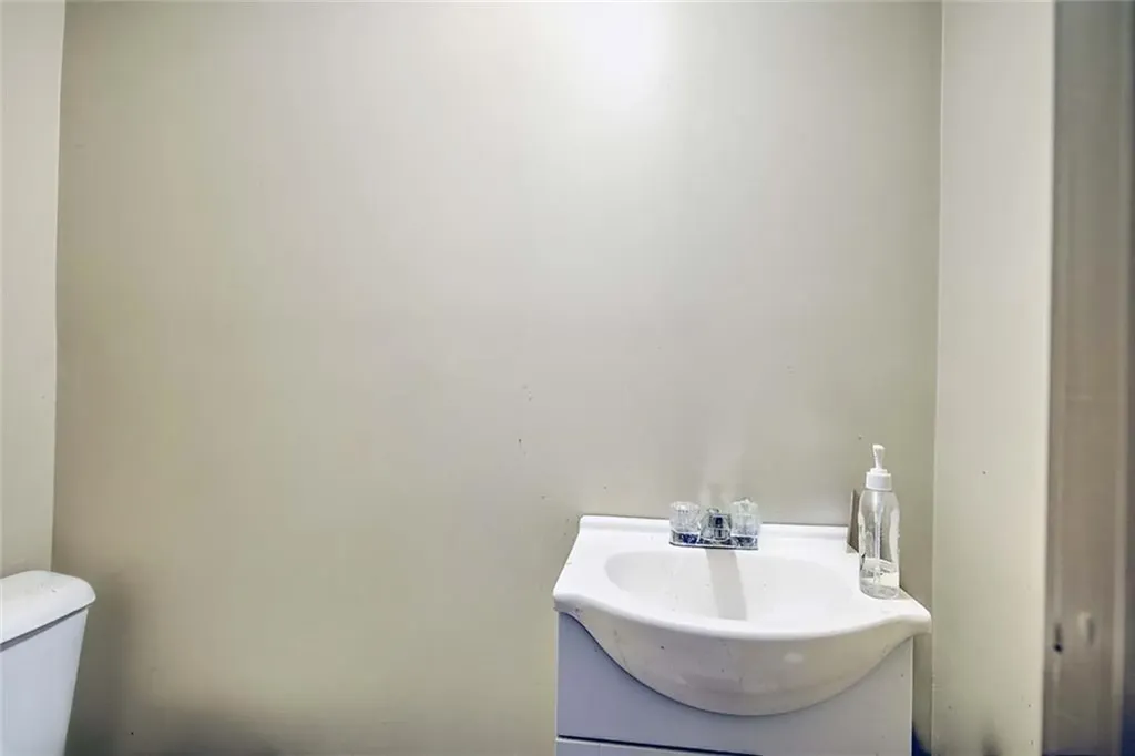 233 California Avenue Providence RI 02905