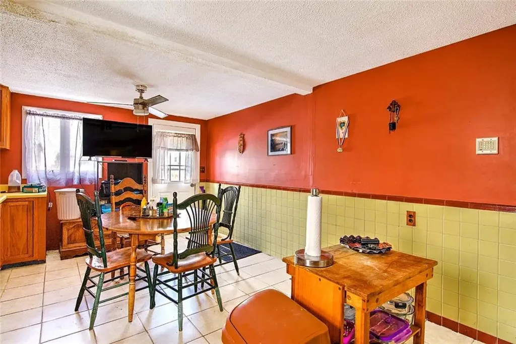 233 California Avenue Providence RI 02905