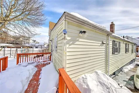 233 California Avenue Providence RI 02905