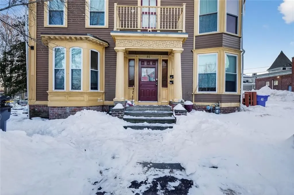 31 Child Street Warren RI 02885