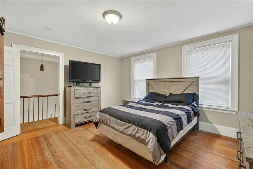 31 Child Street Warren RI 02885