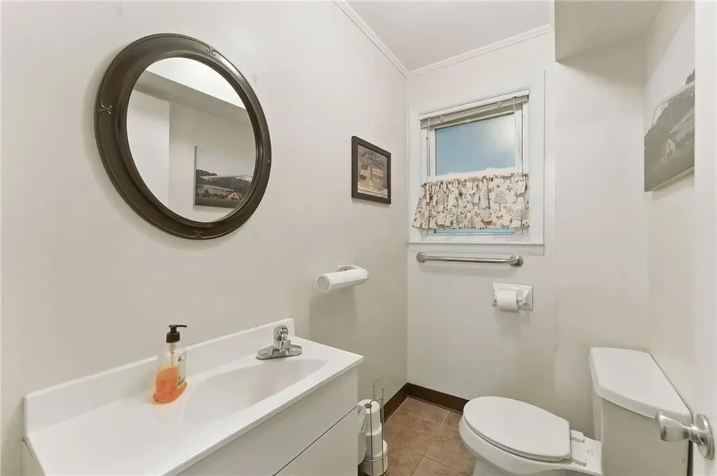 2789 Post Road Warwick RI 02886