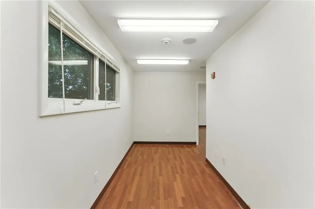 2789 Post Road Warwick RI 02886