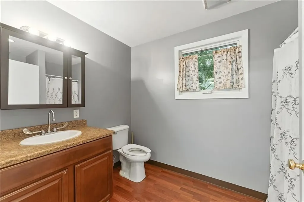 2789 Post Road Warwick RI 02886