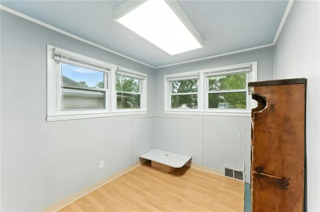 2789 Post Road Warwick RI 02886