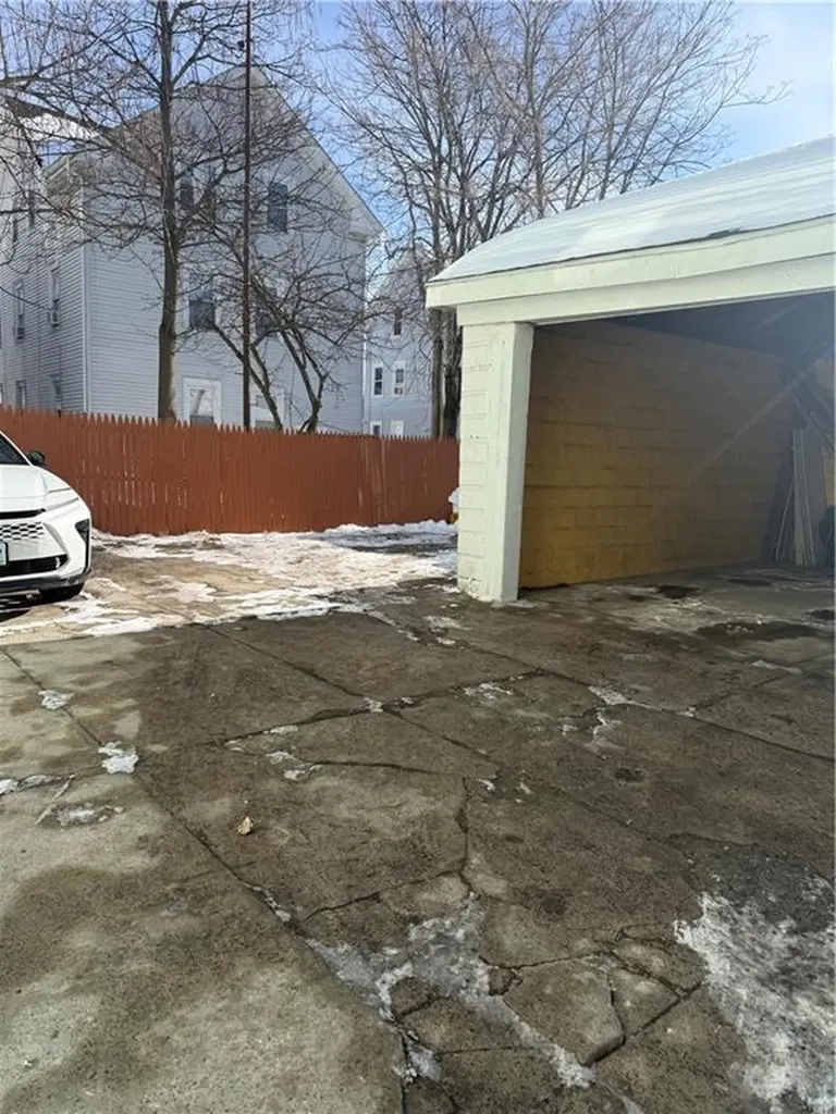 45 Harvest Street Providence RI 02908