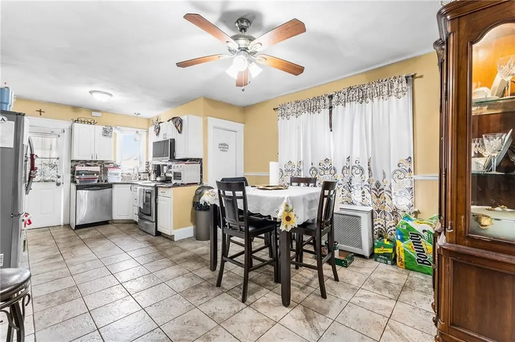 489 Benefit Street Pawtucket RI 02861