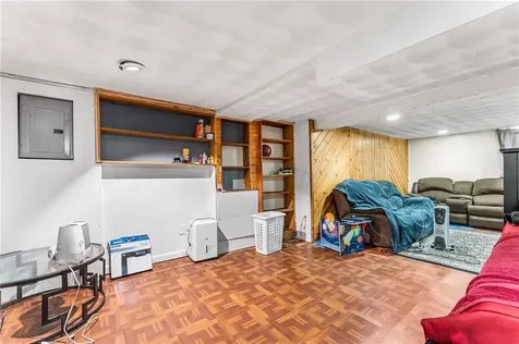 489 Benefit Street Pawtucket RI 02861