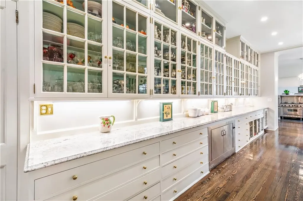 115 Narragansett Avenue Newport RI 02840