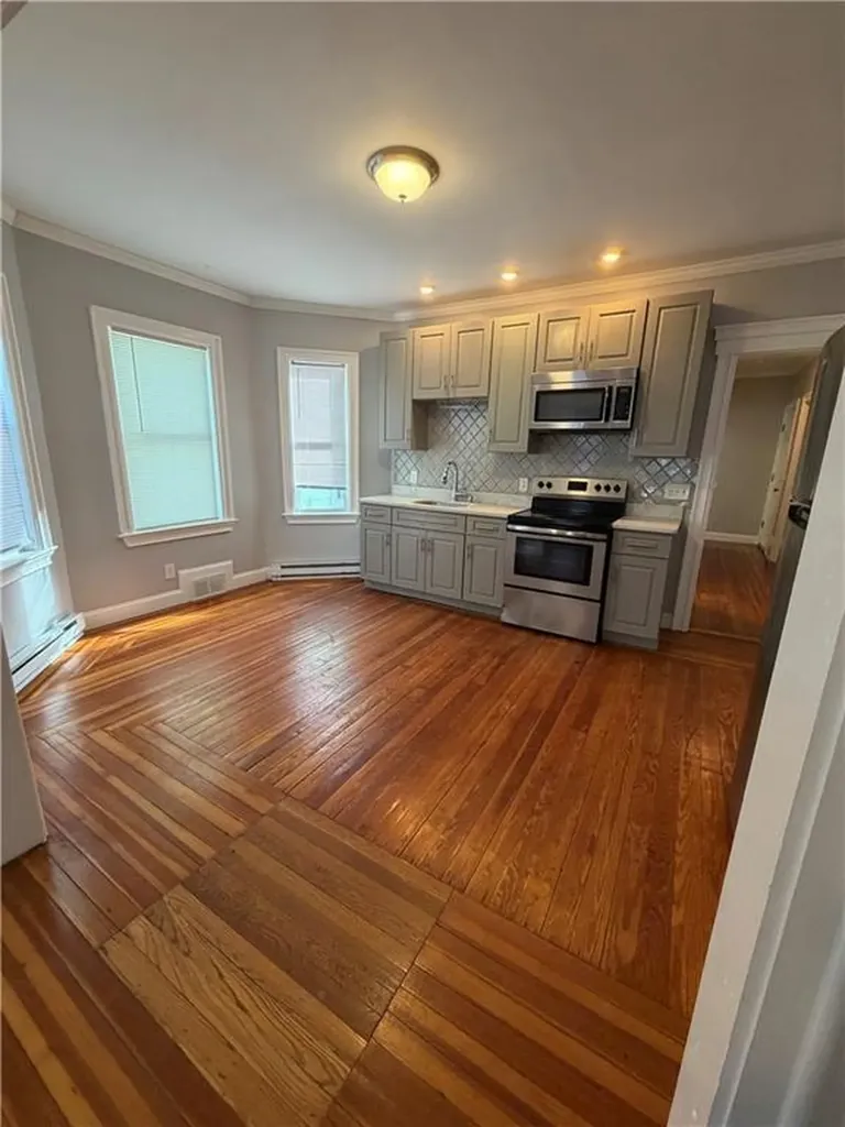 43 Harvest Street Providence RI 02908