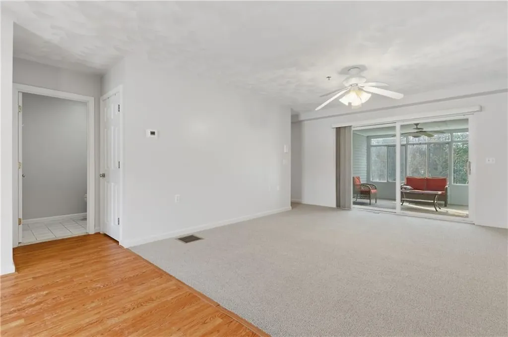 720 Putnam Pike Smithfield RI 02828