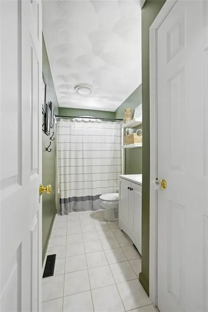 98 Cedar Grove Drive Exeter RI 02822