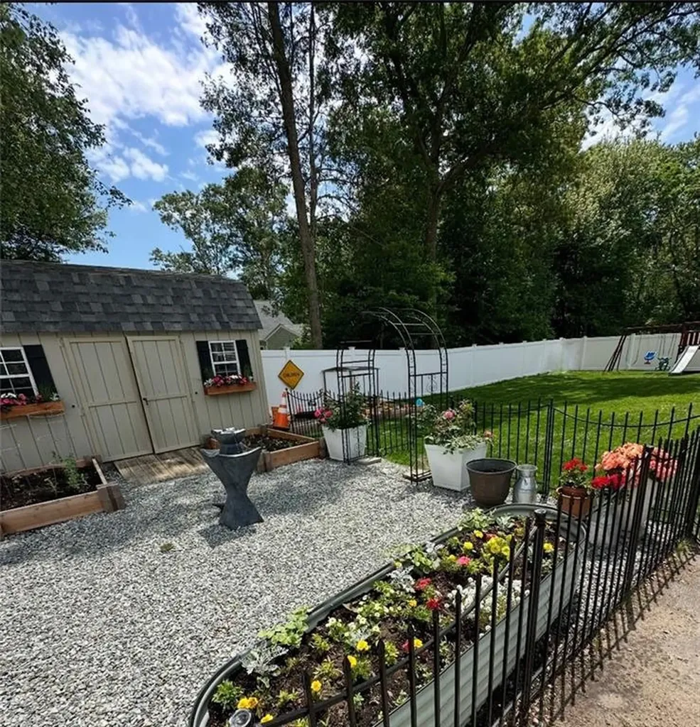 98 Cedar Grove Drive Exeter RI 02822