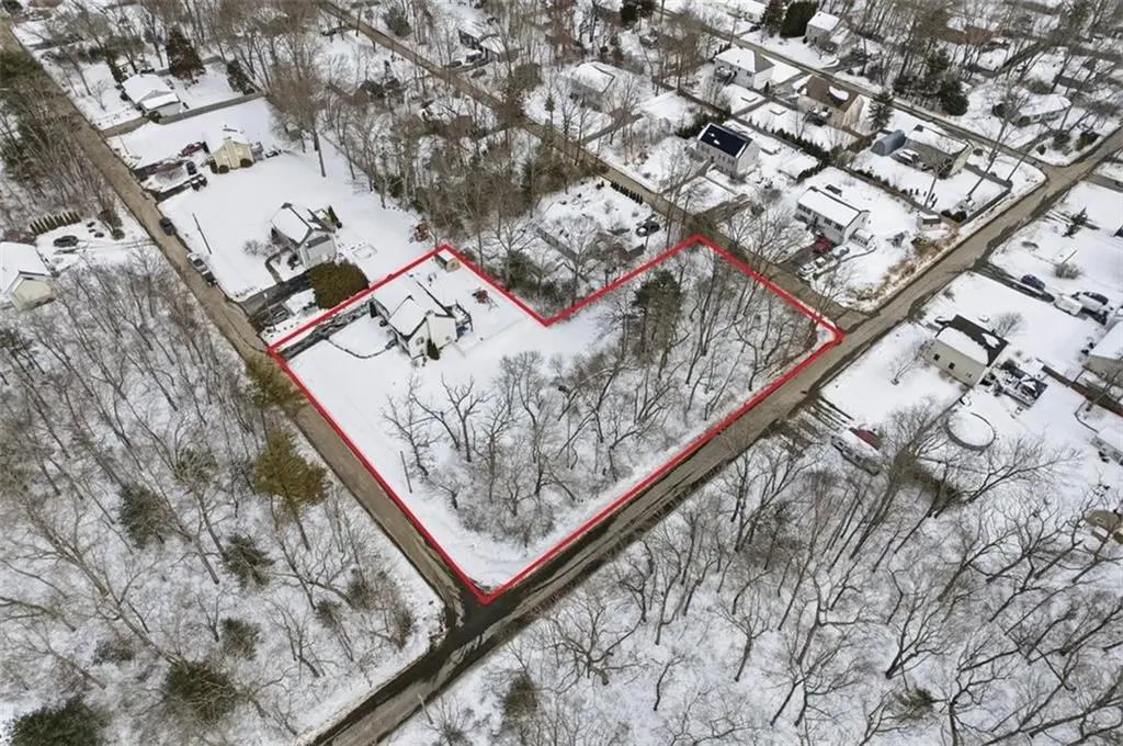 98 Cedar Grove Drive Exeter RI 02822