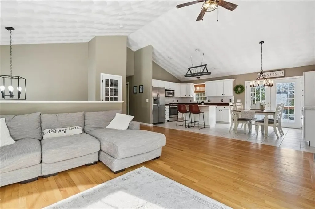 98 Cedar Grove Drive Exeter RI 02822