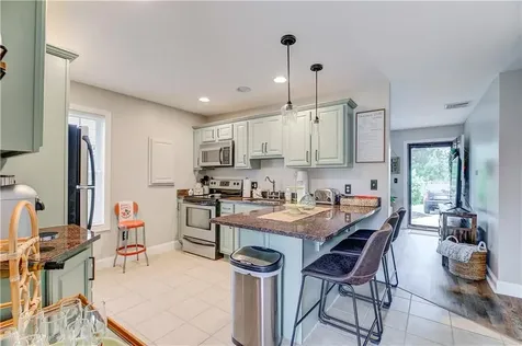 1070 Crandall Road Tiverton RI 02878