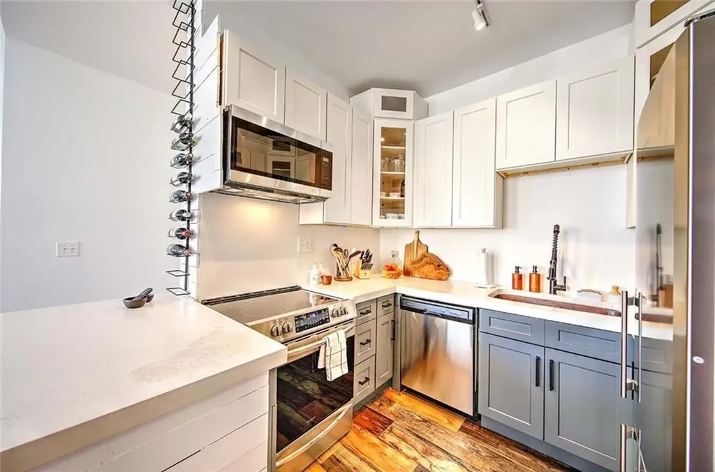 385 Westminster Street Providence RI 02903