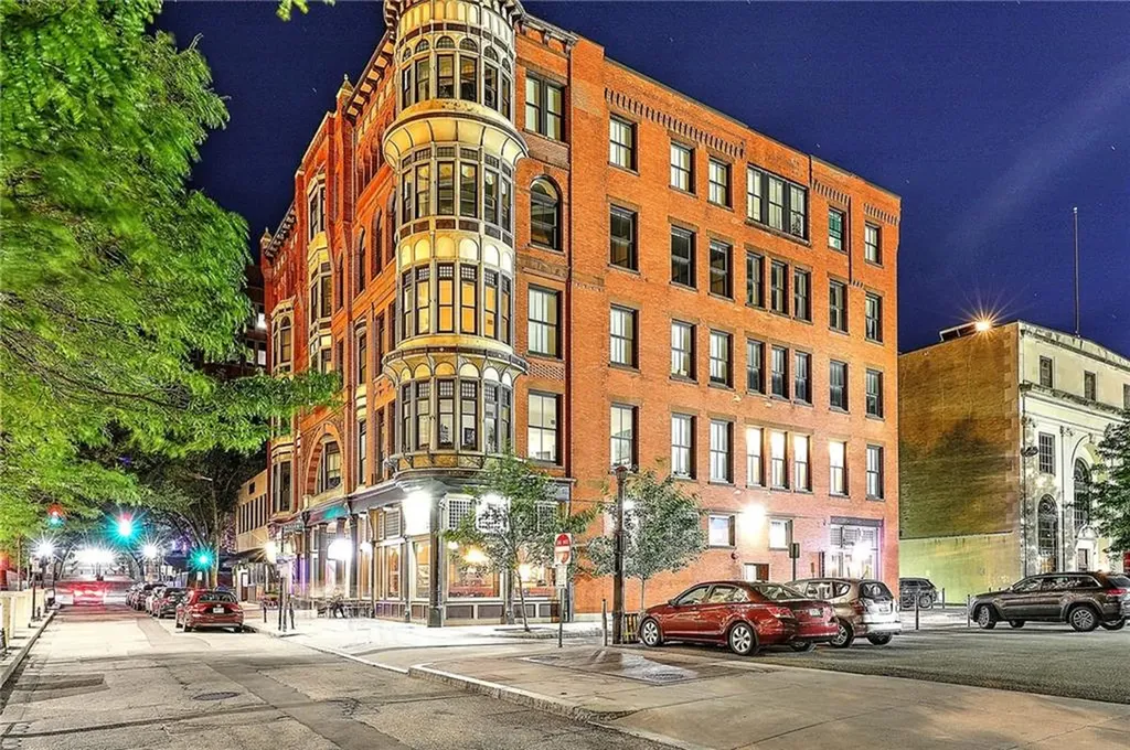 385 Westminster Street Providence RI 02903