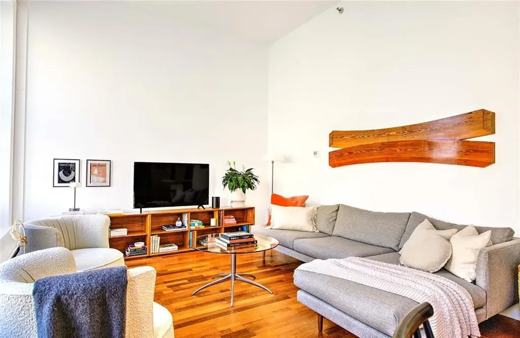 385 Westminster Street Providence RI 02903