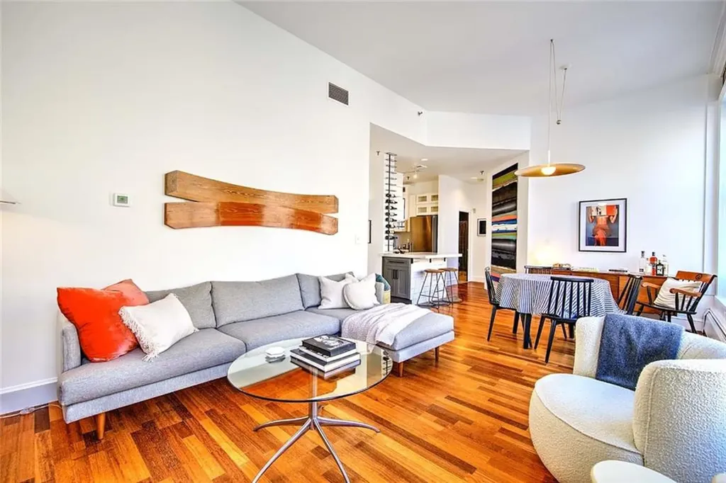 385 Westminster Street Providence RI 02903