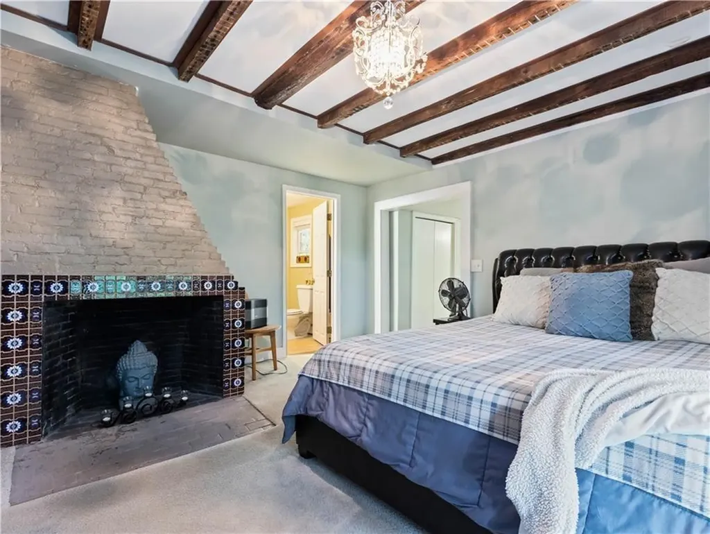 295 Main Street Cranston RI 02921