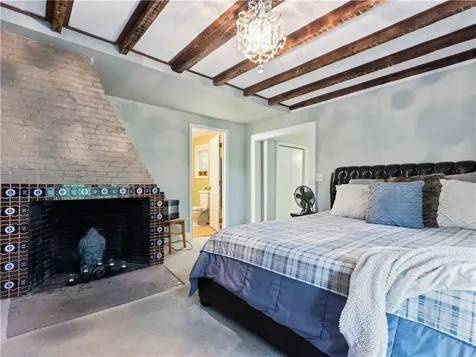 295 Main Street Cranston RI 02921