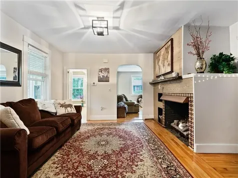 295 Main Street Cranston RI 02921