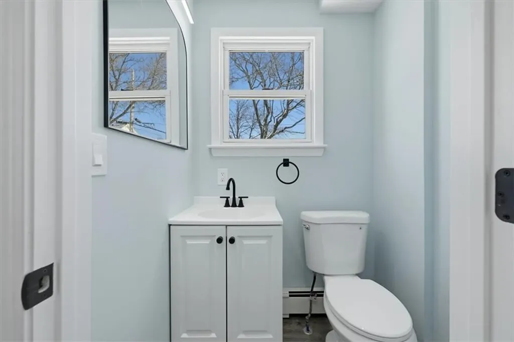 66 Glover Street Providence RI 02908