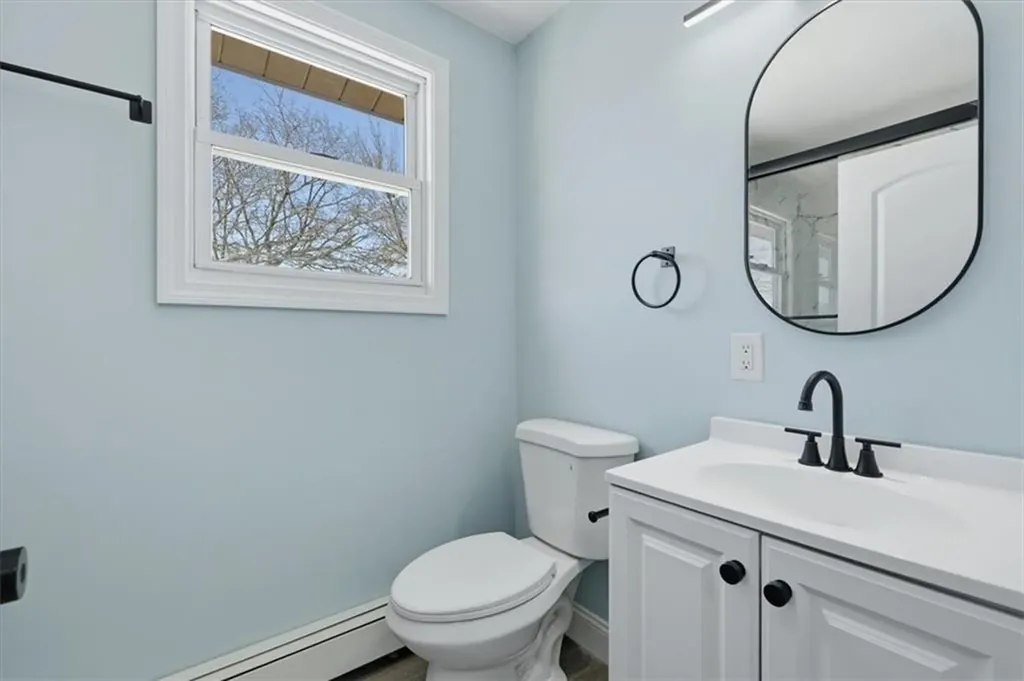 66 Glover Street Providence RI 02908