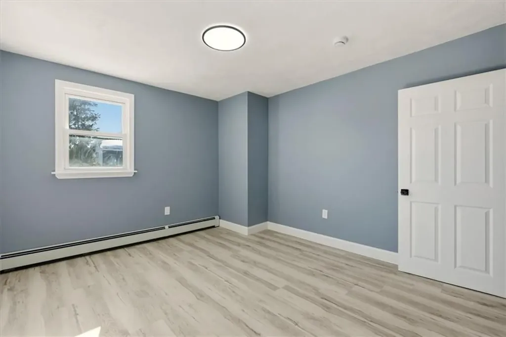 66 Glover Street Providence RI 02908