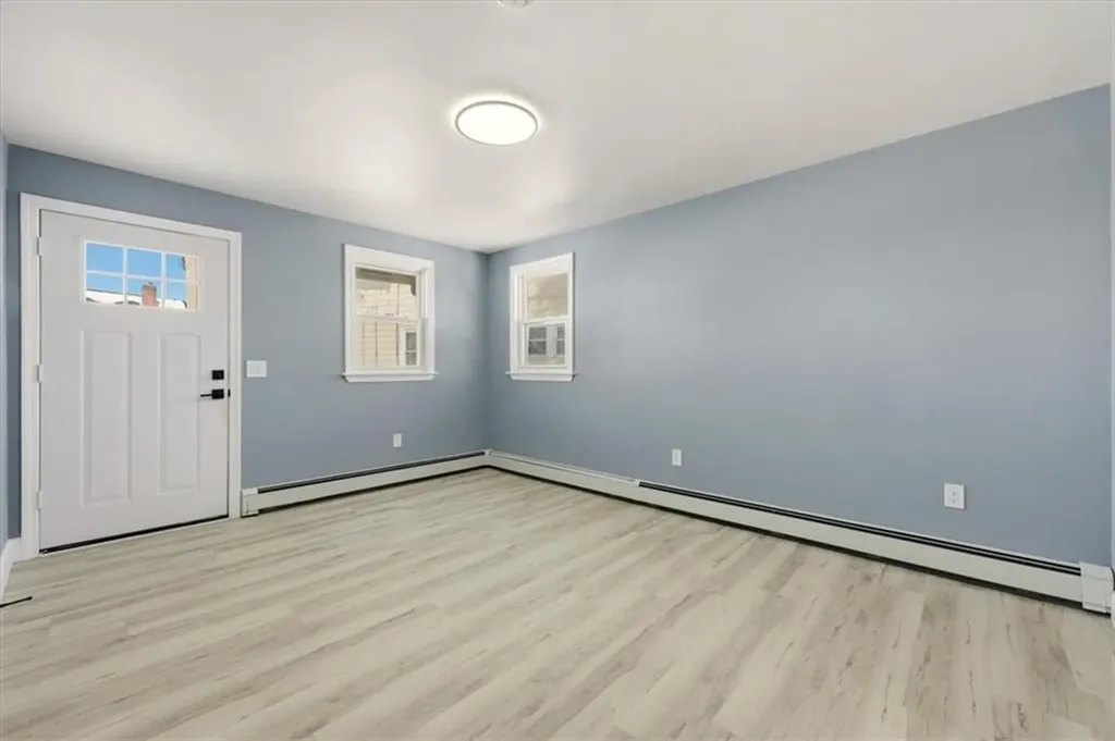 66 Glover Street Providence RI 02908