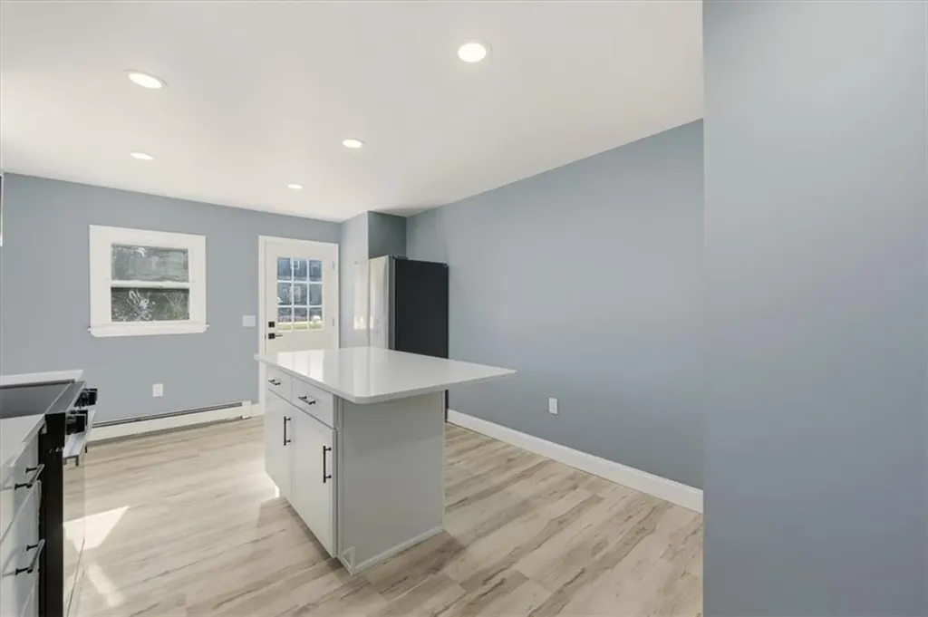 66 Glover Street Providence RI 02908