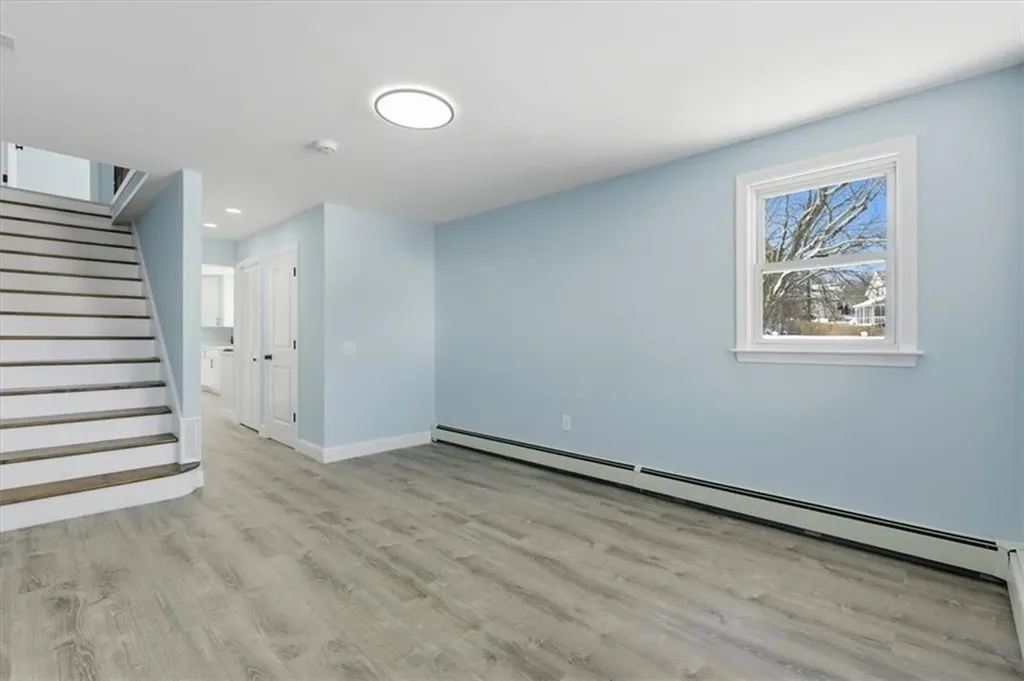 66 Glover Street Providence RI 02908