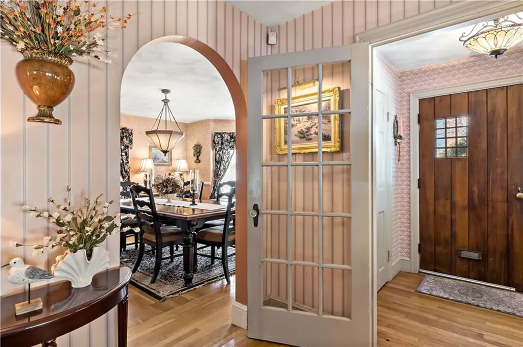 408 Fair Street Warwick RI 02888