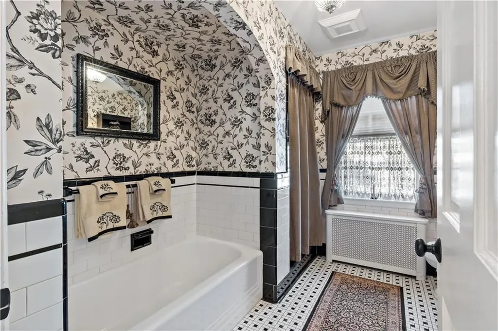 408 Fair Street Warwick RI 02888