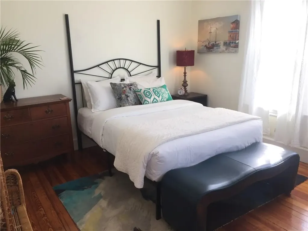 10 14 Carleton Street Providence RI 02908