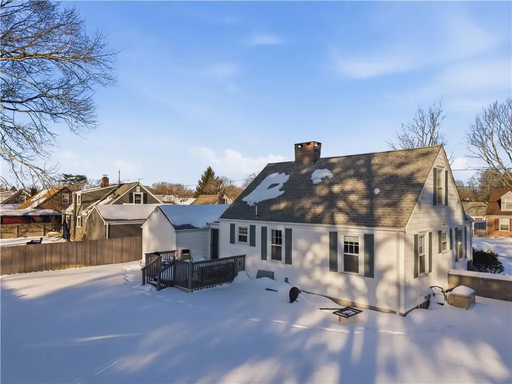 44 Woodstock Drive Warwick RI 02889