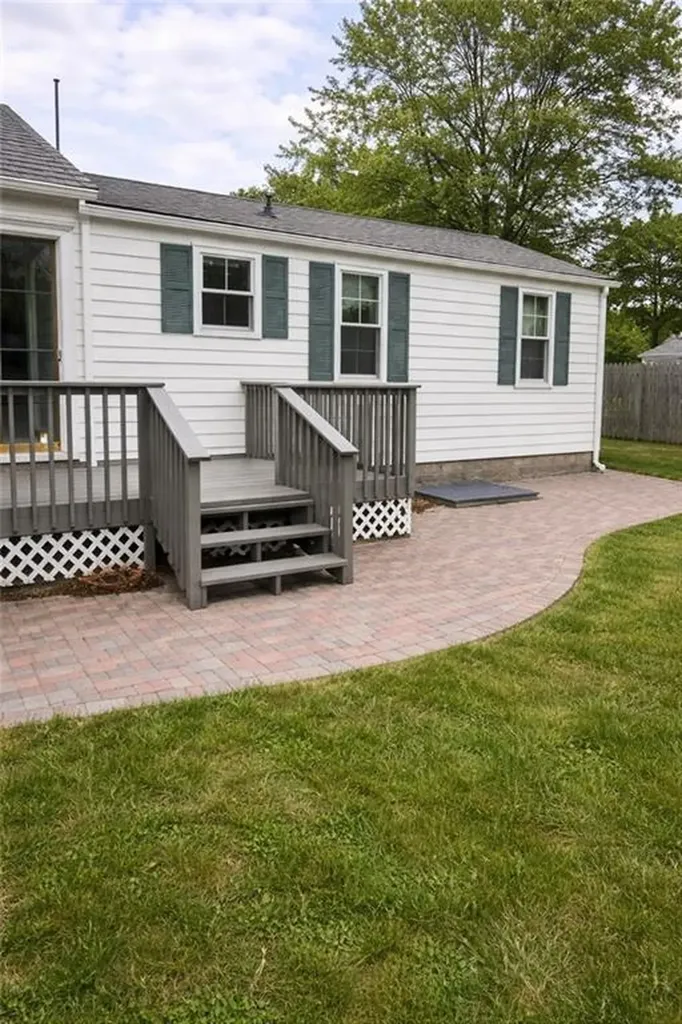 44 Woodstock Drive Warwick RI 02889