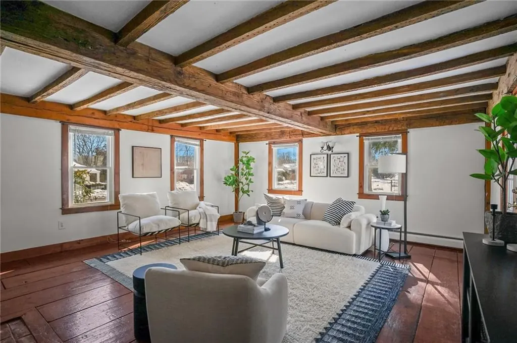 170 Austin Road North Kingstown RI 02852