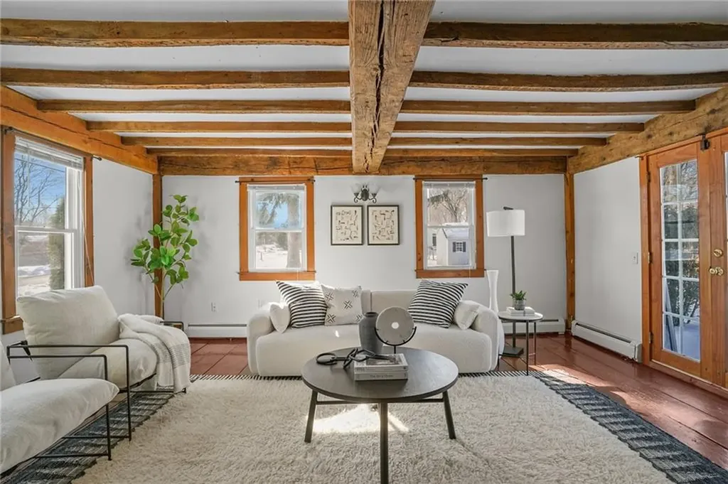 170 Austin Road North Kingstown RI 02852