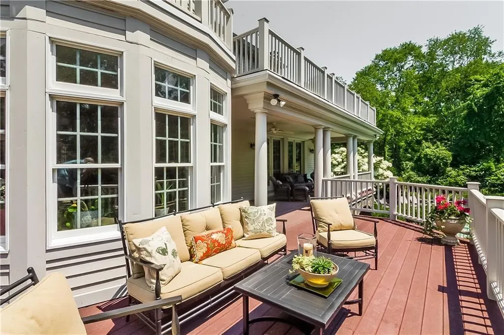 25 Westfield Drive East Greenwich RI 02818