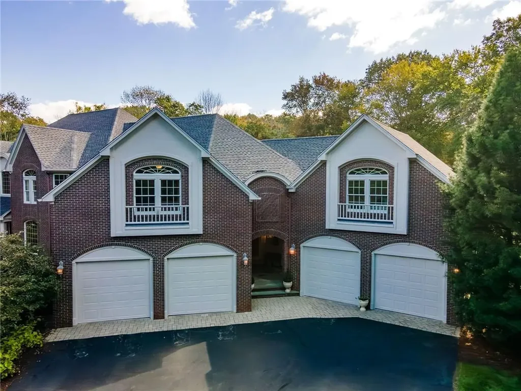 25 Westfield Drive East Greenwich RI 02818