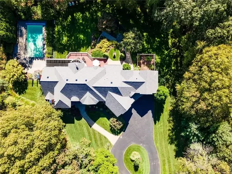 25 Westfield Drive East Greenwich RI 02818