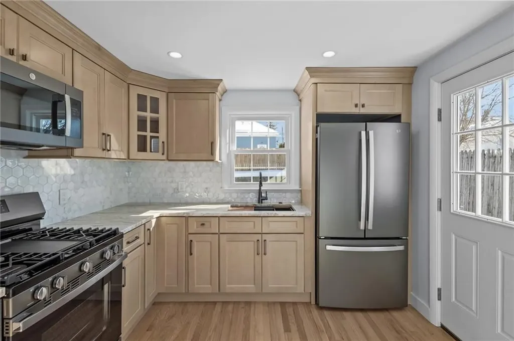 158 S Rose Street East Providence RI 02914