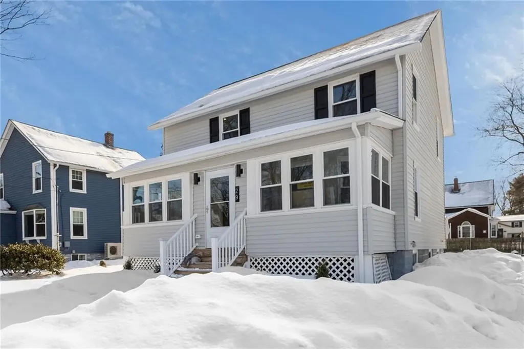 29 Ide Avenue East Providence RI 02914