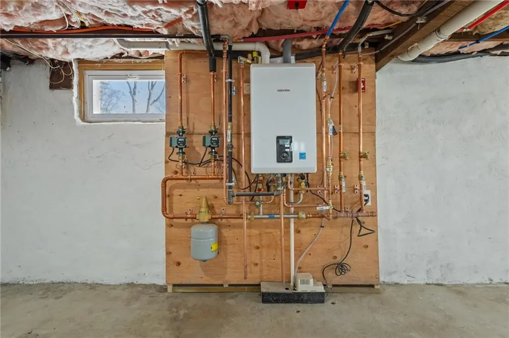 29 Ide Avenue East Providence RI 02914