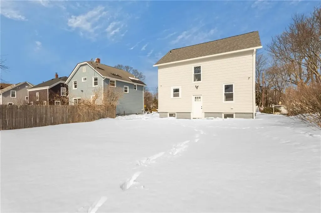 29 Ide Avenue East Providence RI 02914