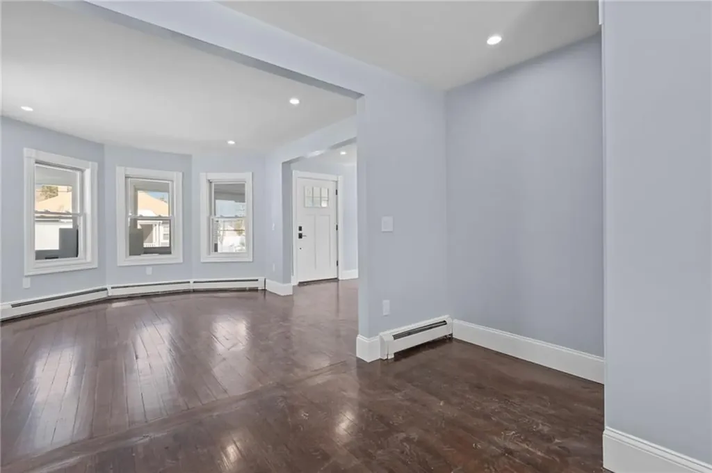 29 Ide Avenue East Providence RI 02914